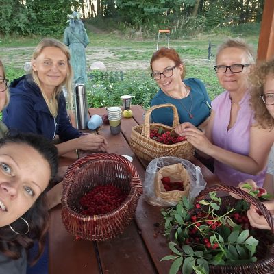 Kasztelanki: Natalia, Krzysia, Kasia, Ania, Karolina, Gosia